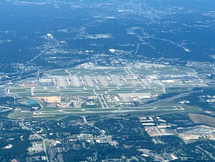 Atlanta Airport foto por Vmzp85 WIKIPEDIA 1