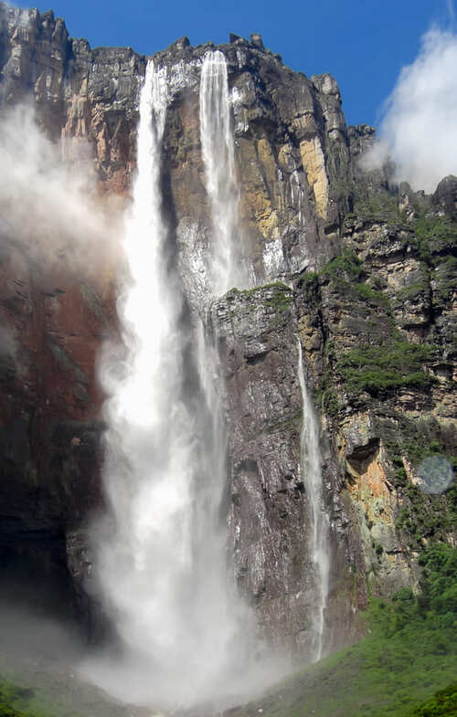 Salto del Angel Canaima Venezuela foto por Diego Delso WIKIPEDIA